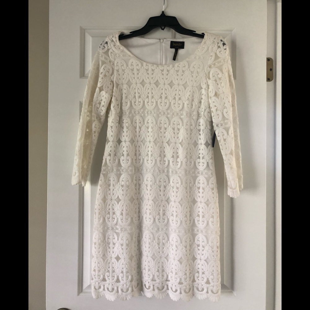 Laundry by Shelli Segal Optic White Dress Size 4